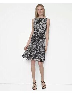 NWT DKNY Tropical Leaf Jumpsuit Size 10 Black White Sleeveless Wide Leg HalterO